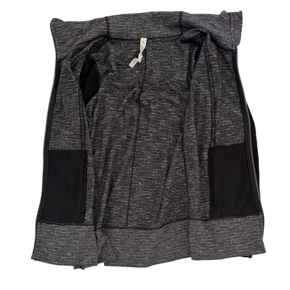 Lululemon Daily Yoga Jacket Coco Pique‎ Zip-Up Jacket, Black/Black, Size 6 - Picture 12 of 15